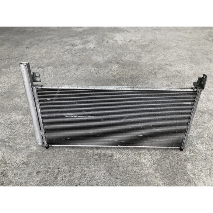 Condensador Para Toyota Prius 2010, 2011, 2012, 2013, 2014, 2015 - Motor 1.8 Litros, 4 Cilindros - Original
