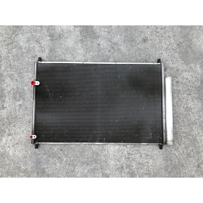 Condensador Para Toyota Corolla 2014, 2015, 2016, 2017, 2018, 2019 Motor 1.8 Litros, 4 Cilindros - Original