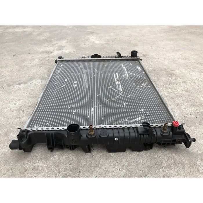 Radiador Original Para Gl450 2007 Al 2012 Motor 4.6
