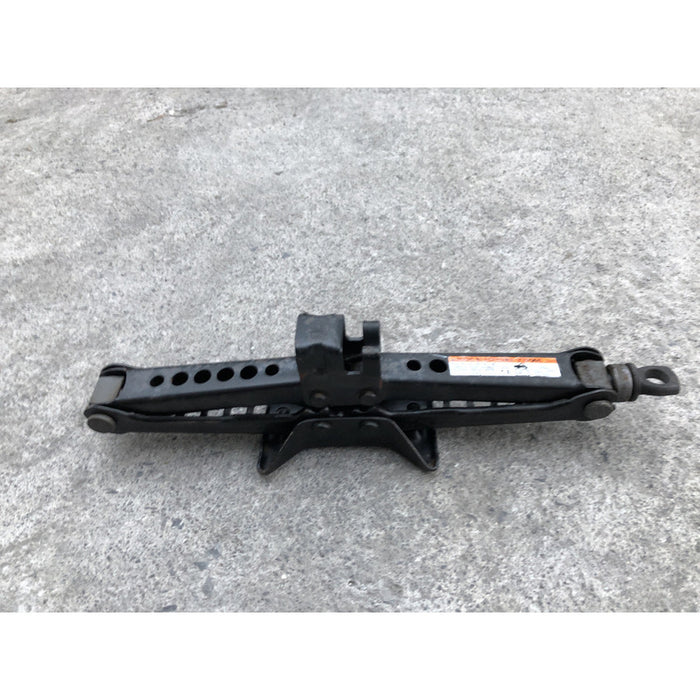 Gato Tijera Toyota Camry 2018 Al 2023