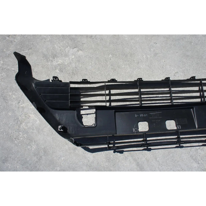 Parrilla Inferior Delantera Para Toyota Yaris 2016-2017 - Original Mate