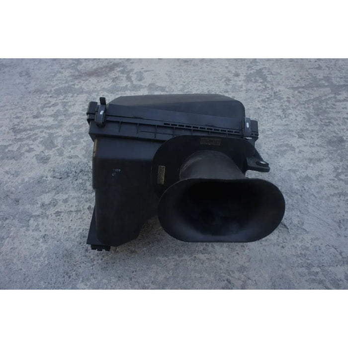 Porta Filtro De Aire Para Infiniti Qx56 2004, 2005, 2006 - Motor 5.6 Litros, Original