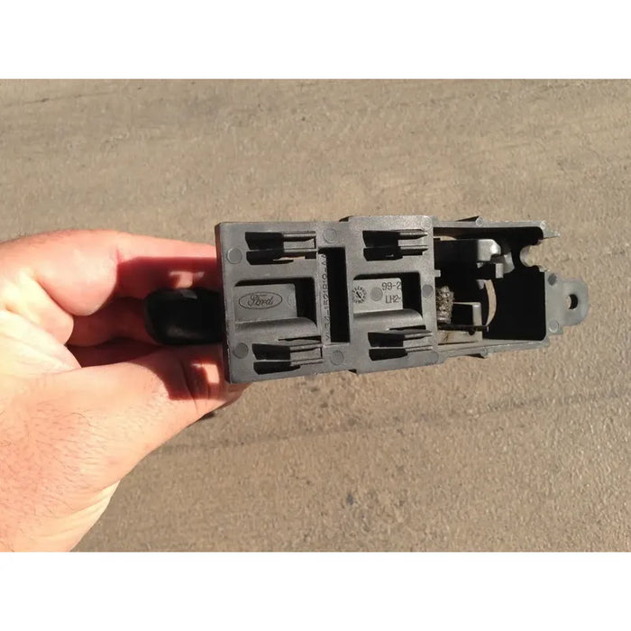 Manija De Puerta Delantera Izquierda Interior Para Ford Lobo 1997, 1998, 1999, 2000, 2001, 2002, 2003, 2004 Original Negro Delantera