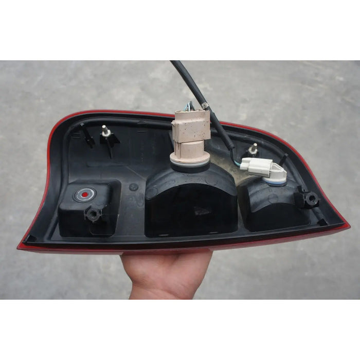 Calavera Derecha Original Para Ford Lobo, F150, F250 2008, 2009, 2010, 2011, 2012, 2013, 2014, 2015, 2016 Rojo