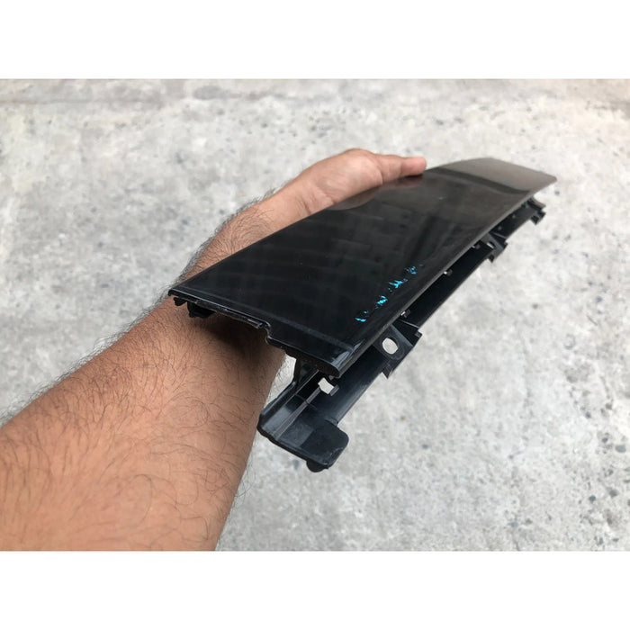 Moldura Marco Puerta Hacia Adelante Izquierda Para Ford Escape 2019 Negro