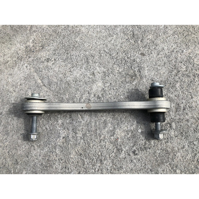 Tirante Derecho Trasero Para Mercedes Benz C300 2015, 2016, 2017, 2018 (motor 2.0 Litros) Original