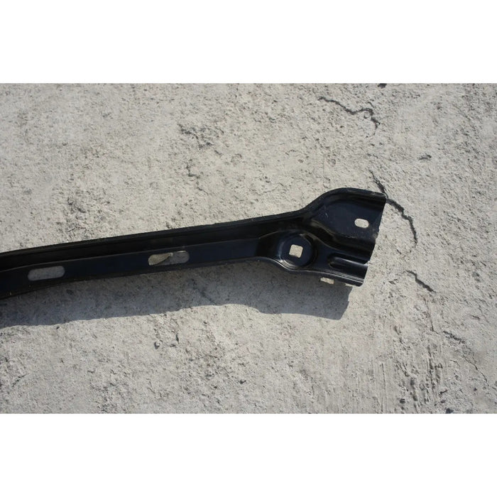 Seccion Superior De Marco Radiador Derecho Para Toyota Tacoma 2005, 2006, 2007, 2008, 2009, 2010, 2011 - Original