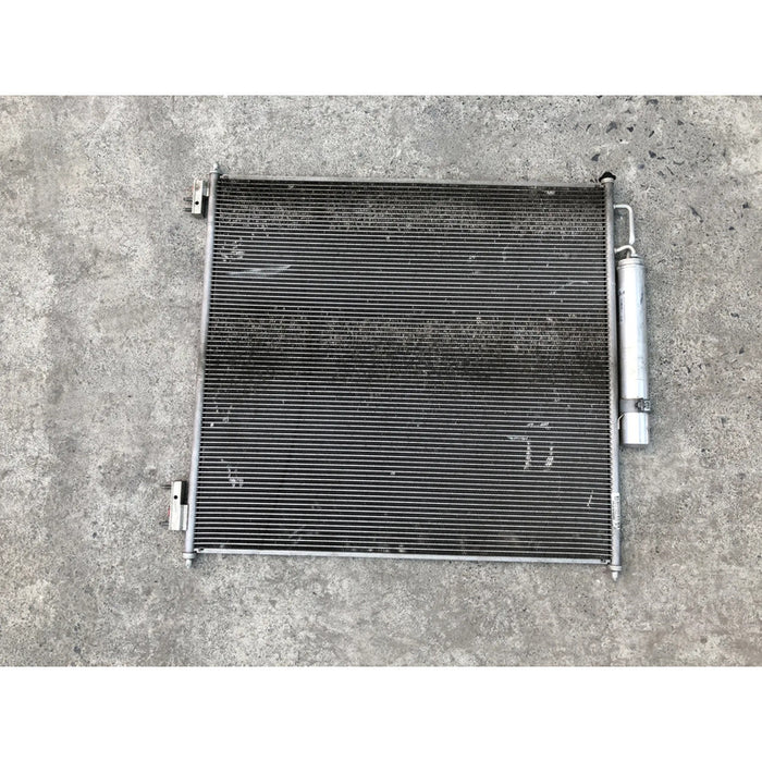 Condensador Para Land Rover Discovery 2013, 2014, 2015, 2016, 2017, 2018, 2019, 2020, 2021, 2022 - Motor 3.0 Litros - Original