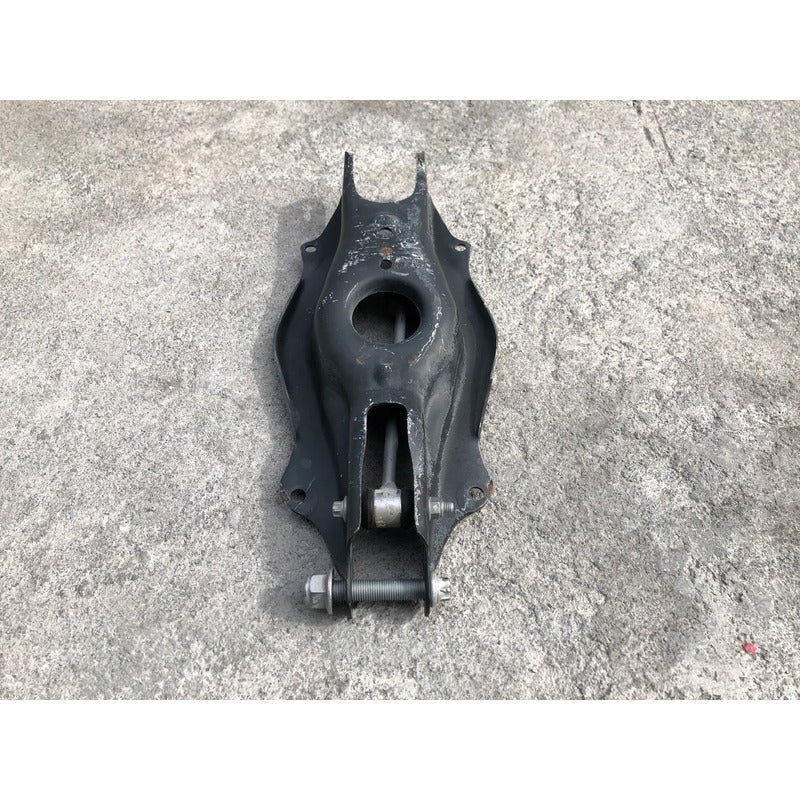 Horquilla Trasera Derecha Original Para Mercedes Benz C300 2015, 2016, 2017, 2018, 2019, 2020, 2021, 2022, 2023, 2024, 2025 (motor 2.0 Litros)