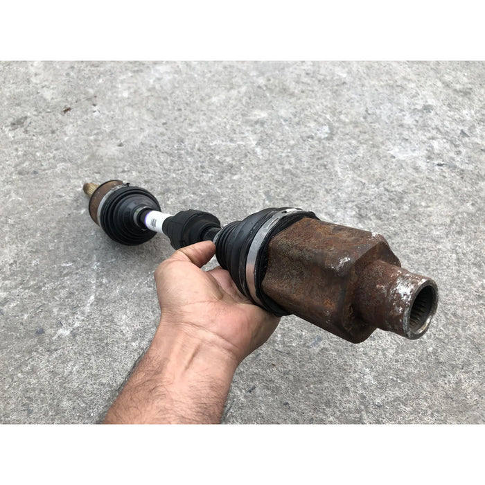 Junta Homocinetica Delantera Izquierda Para Honda Civic 2016, 2017, 2018, 2019, 2020, 2021 Motor 1.5 Original