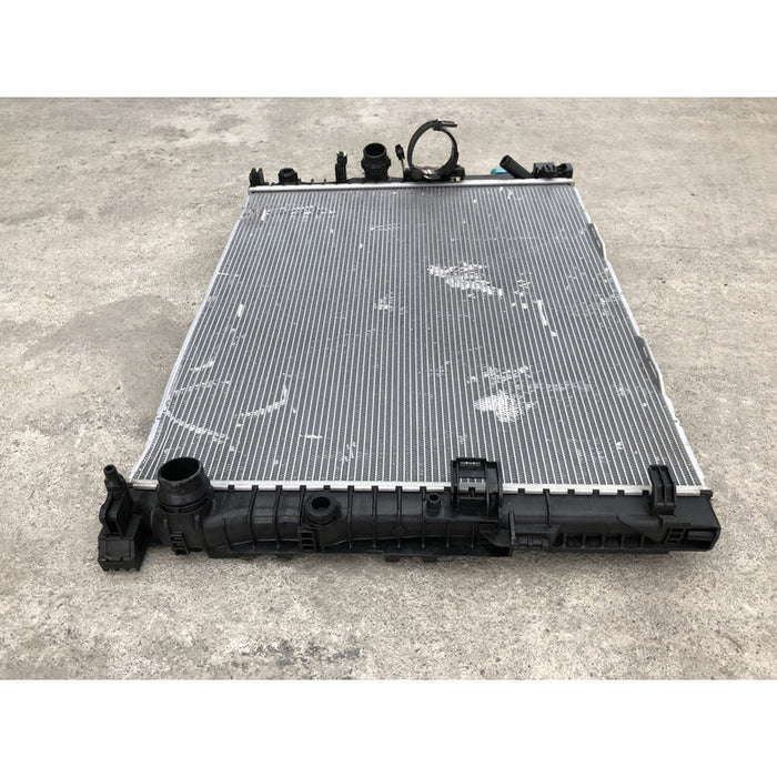 Radiador Original Para Bmw 5-series 2023 Motor 2.0 Turbo