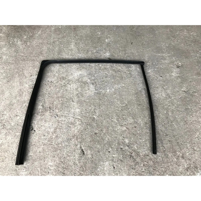 Empaque Guía Vidrio Puerta Trasera Derecha Para Mazda 6 2014, 2015, 2016, 2017, 2018 Negro