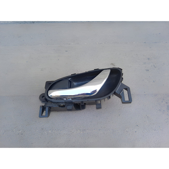 Manija De Puerta Delantera Izquierda Para Sentra 2013-2017