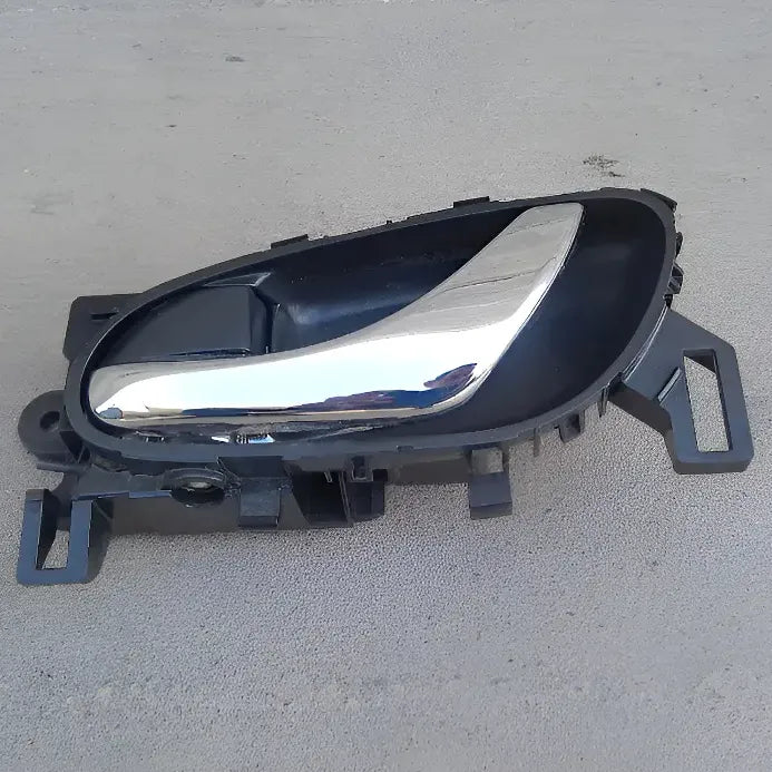 Manija De Puerta Delantera Izquierda Para Nissan Sentra 2013, 2014, 2015, 2016, 2017 Original Delantera
