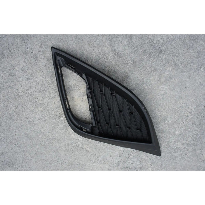 Parrilla Inferior Izquierda Faro Niebla Para Mazda3, Mazda 3 2010, 2011, 2012, 2013 - Original Mate