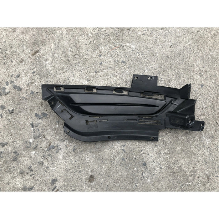 Parrilla Inferior Derecha Para Ford Focus 2015, 2016, 2017, 2018 Mate