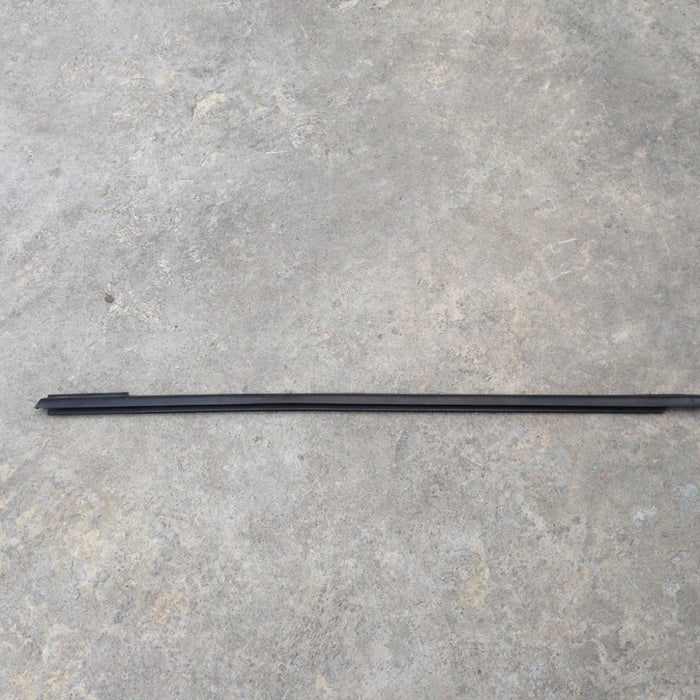 Moldura Felpa Puerta Delantera Izquierda Focus 2012 Al 2018