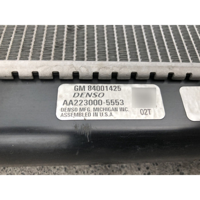 Radiador Original Para Camaro 2016 Al 2020 Motor 3.6