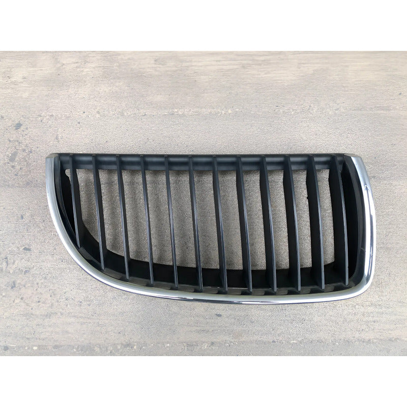 Parrilla Inferior Derecha Para Bmw 328 2007, 2008, 2009, 2010 Cromado