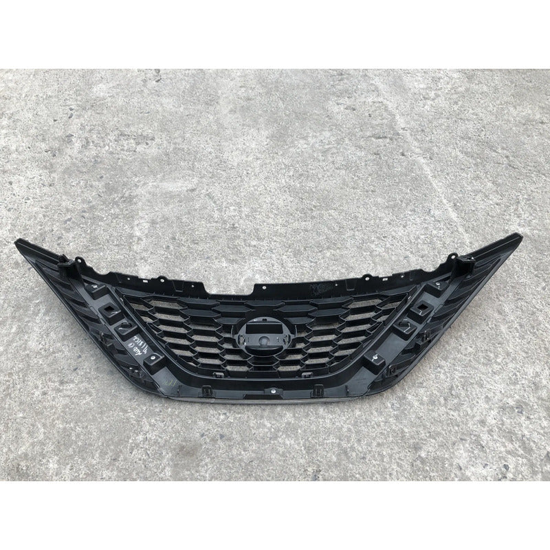 Parrilla Original Para Nissan Sentra 2016, 2017, 2018, Original Cromado
