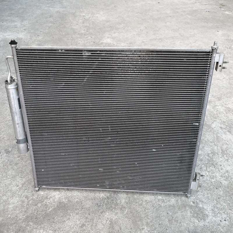 Condensador Para Land Rover Discovery 2013, 2014, 2015, 2016, 2017, 2018, 2019, 2020, 2021, 2022 - Motor 3.0 Litros - Original