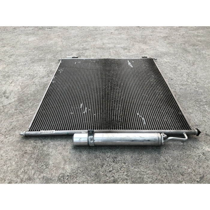 Condensador Para Land Rover Discovery 2013, 2014, 2015, 2016, 2017, 2018, 2019, 2020, 2021, 2022 - Motor 3.0 Litros - Original
