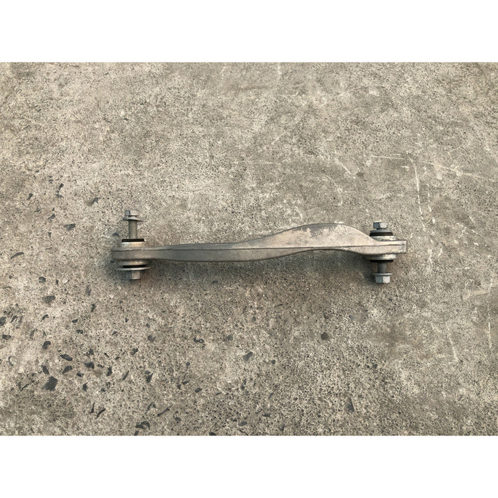 Tirante Trasero Derecho Superior Charger 2015 - 2023 3.6