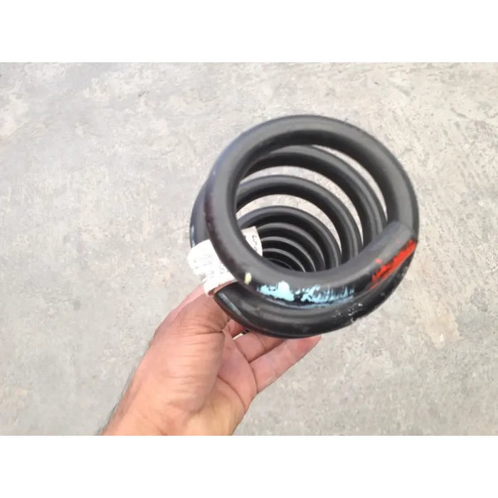 Resorte Amortiguador Trasero Derecho Para Charger Ats 2013, 2014, 2015, 2016, 2017, 2018