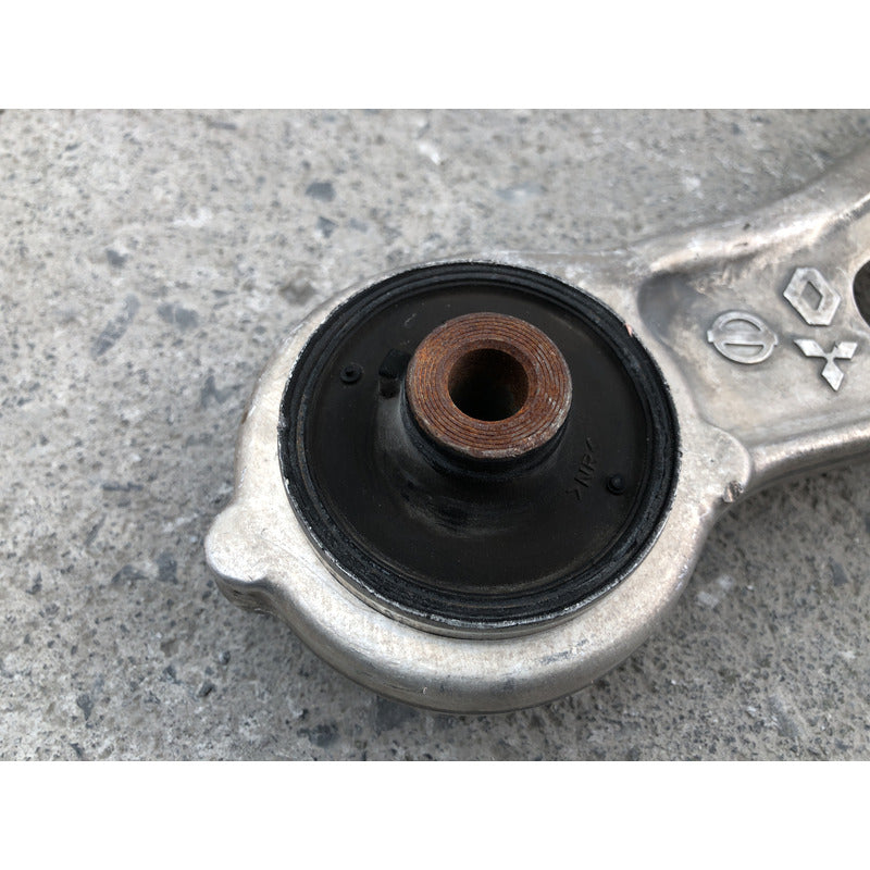 Horquilla Delantera Izquierda Para Nissan Rogue 2021, 2022, 2023, 2024, 2025 - Motor 2.5, Original