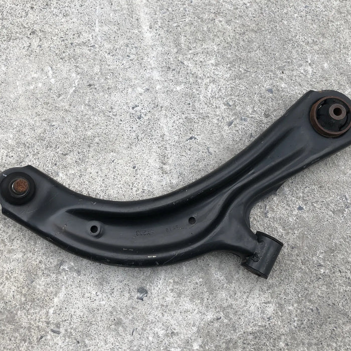 Horquilla Delantera Derecha Para Nissan Sentra 2013, 2014, 2015, 2016, 2017, 2018, 2019 Motor 1.8