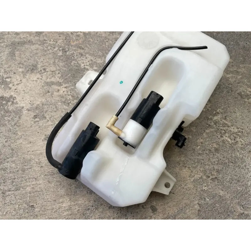 Deposito Limpia Parabrisas Para Gmc Yukon 2013-2014 6.0, 6.2