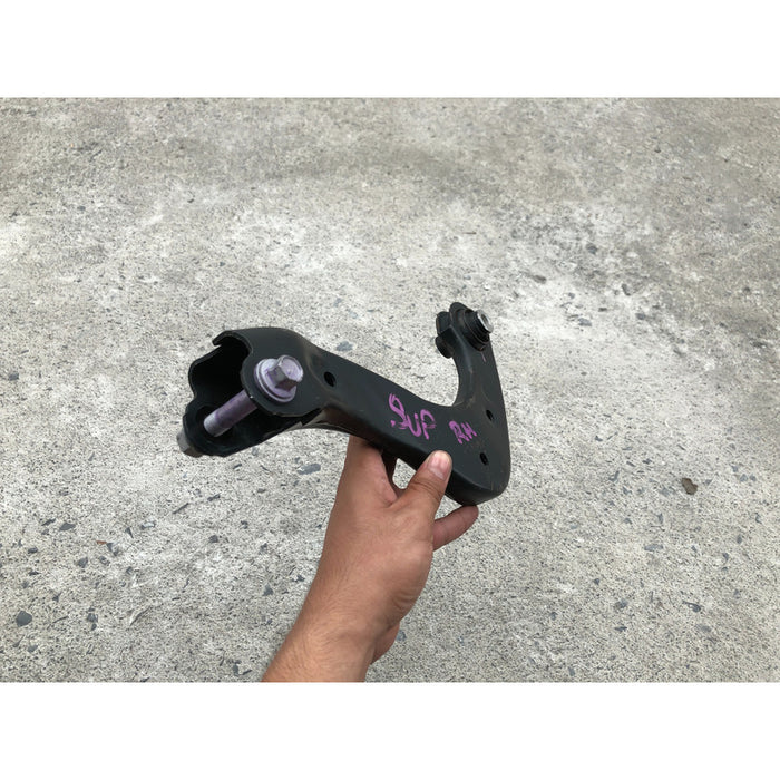 Tirante Trasero Derecho Superior Toyota Camry 2018 2023 2.5