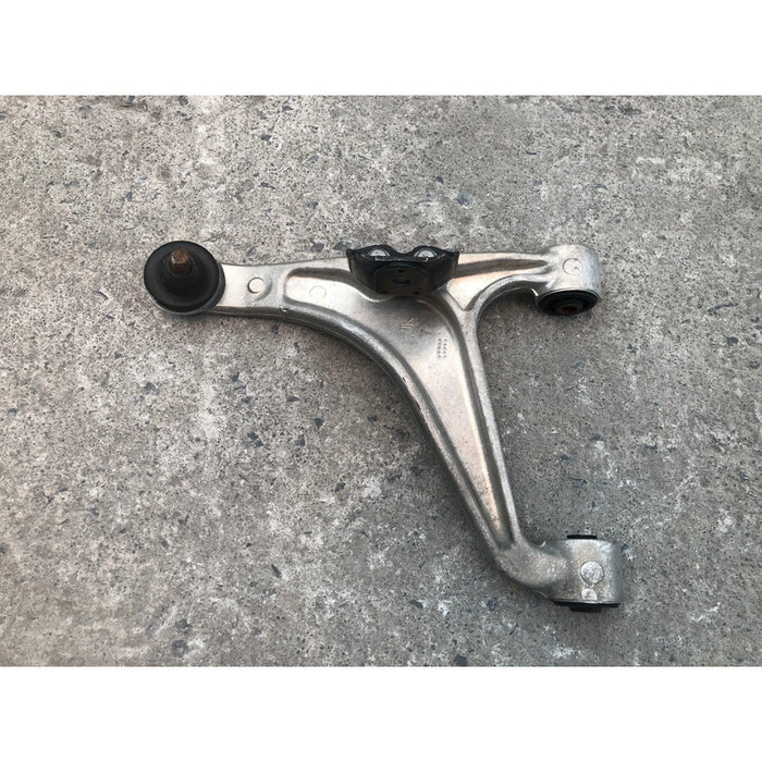 Horquilla Trasera Derecha Superior Para Nissan 370z 2009, 2010, 2011, 2012, 2013, 2014, 2015, 2016, 2017, 2018, 2019, 2020 Motor 3.7 Original