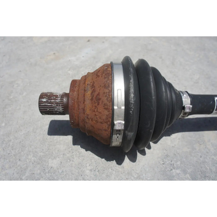 Junta Homocinetica Delantera Izquierda Para Volkswagen Jetta 2005, 2006, 2007, 2008, 2009, 2010, 2011, 2012, 2013, 2014, 2015, 2016, 2017, 2018 - Motor 1.8 Litros, 4 Cilindros - Original