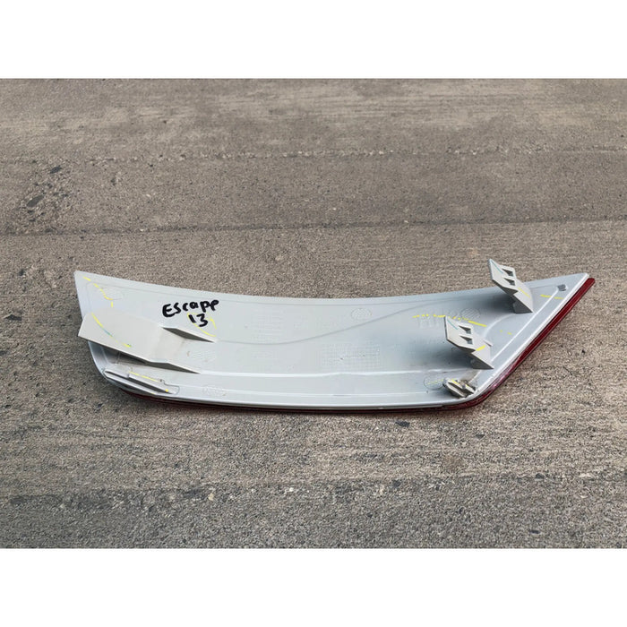 Reflejante Trasero Derecho Para Ford Escape 2013, 2014, 2015, 2016, 2017, 2018, 2019 - Original Rojo