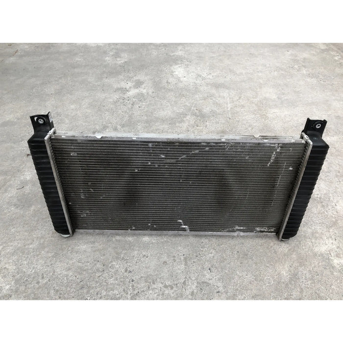 Radiador Original Para Cadillac Escalade 2011, 2012, 2013, 2014 Motor 6.2