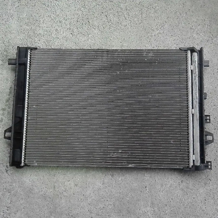 Condensador Original Para Infiniti Qx30 2017, 2018, 2019 Motor 2.0 Litros