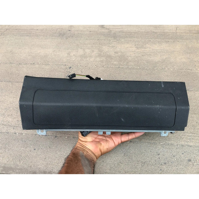 Bolsa De Aire Rodillas Copiloto Mercedes Benz Cla250 2014, 2015, 2016, 2017, 2018 Original Negro