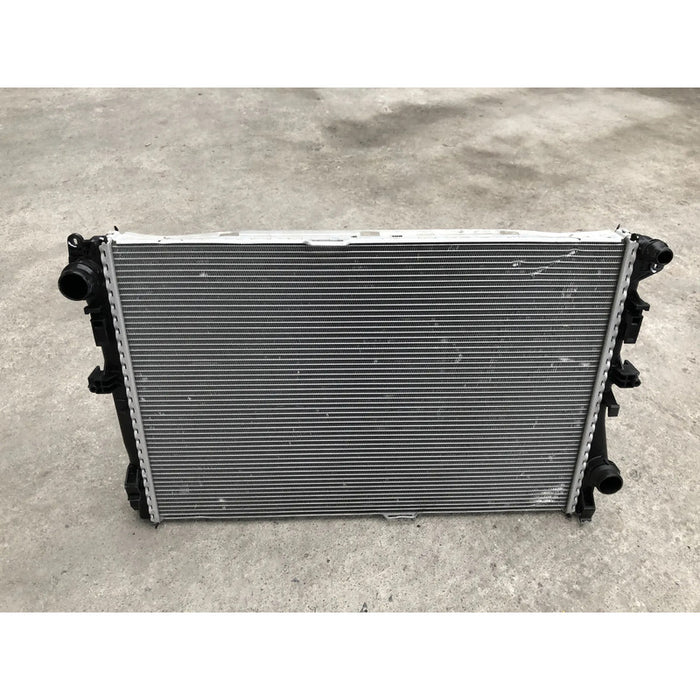 Radiador Original Para Mercedes Benz C300 2019, 2020, 2021 (motor 2.0 Litros)