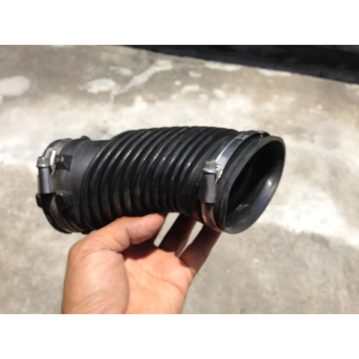 Manguera Porta Filtro Izquierdo Land Rover Lr4 2010, 2011, 2012, 2013 Motor 5.0