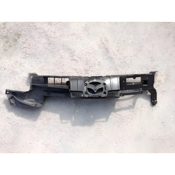 Soporte Parrilla Central Original Para Mazda 5, Mazda5 2012, 2013, 2014, 2015 Plástico