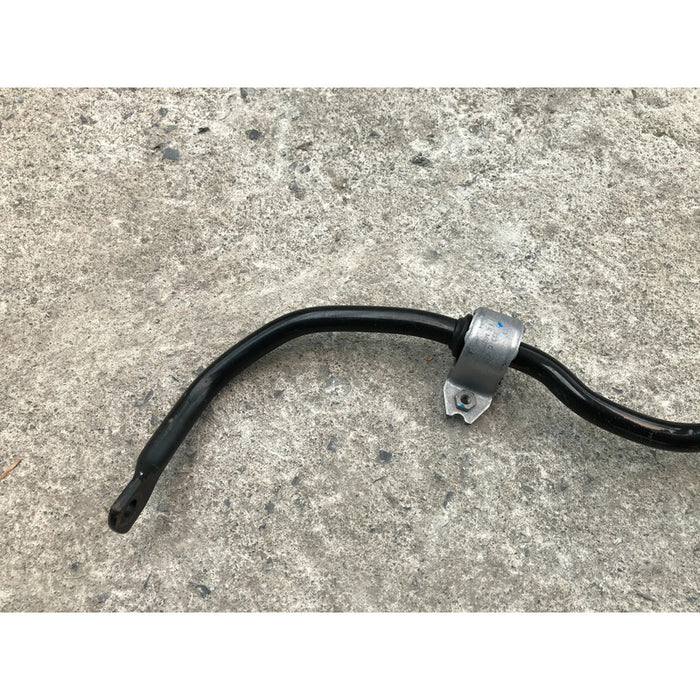 Barra Estabilizadora Delantera Original Para Volkswagen  Jetta 2005, 2006, 2007, 2008, 2009, 2010, 2011, 2012, 2013, 2014, 2015, 2016, 2017 Motor 1.8 Original
