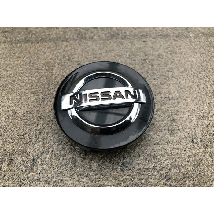 Copa Centro De Rin Sentra 2020 Al 2025 $ X Pieza Negro Con Detalles Cromados