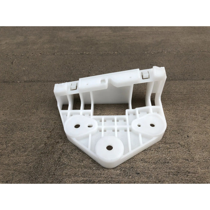 Guia Soporte De Faro Derecho Nissan Np300 2016-2018