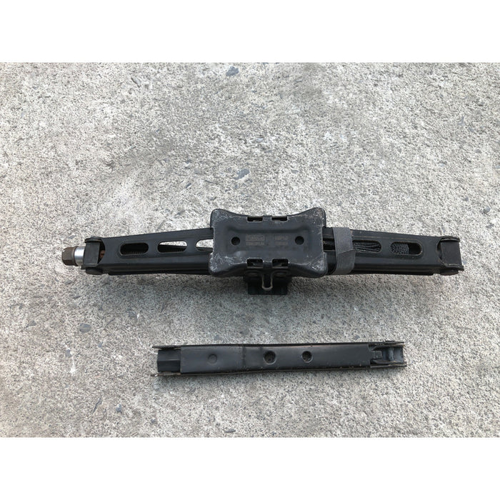 Gato Tijera Ford Explorer 2020 Al 2024