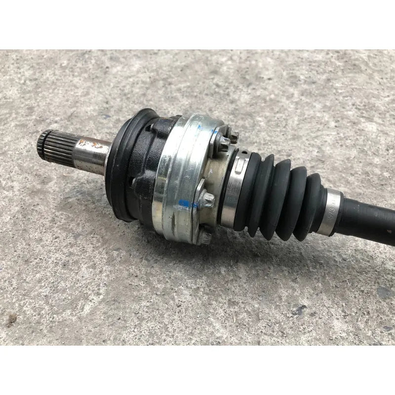 Junta Homocinetica Trasera Izquierda Para Cadillac Ats 2013, 2014, 2015, 2016, 2017, 2018 (motor 2.0) Original