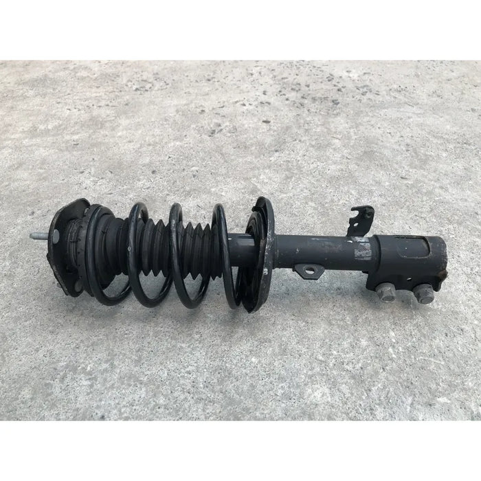 Amortiguador Delantero Izquierdo Para Toyota Corolla 2014, 2015, 2016, 2017, 2018, 2019 (motor 1.8 Litros) Original