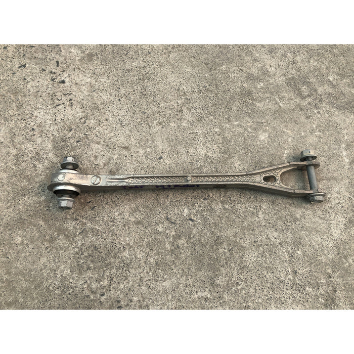 Tirante Trasero Derecho Inferior Charger 2015- 2023 3.6