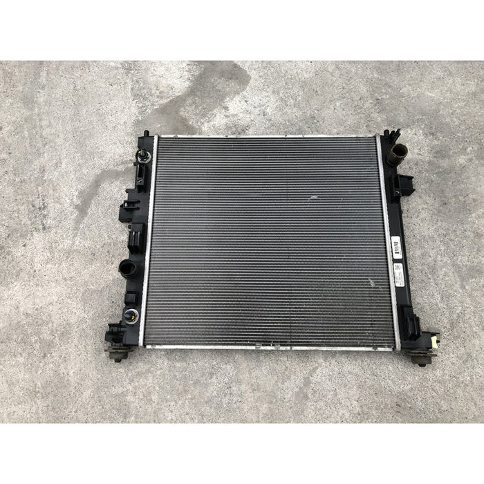 Radiador Original Para Camaro 2016 Al 2020 Motor 3.6