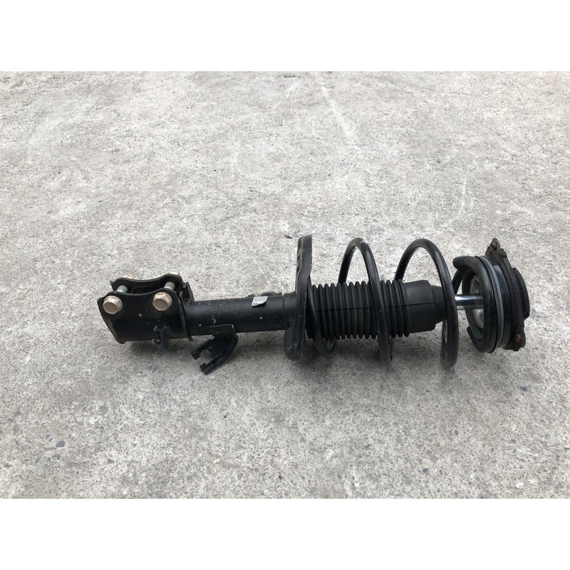 Amortiguador Delantero Izquierdo Para Nissan Sentra 2013, 2014, 2015, 2016, 2017, 2018, 2019 - Motor 1.8 Litros, 4 Cilindros - Original